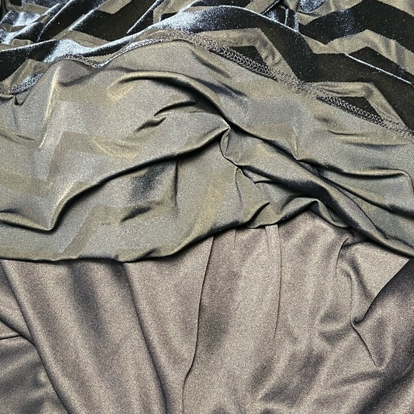 Eliza J | NWT Navy Velvet 3/4 Sleeve Zigzag Shift Dress Sz 12 P - Picture 11 of 12